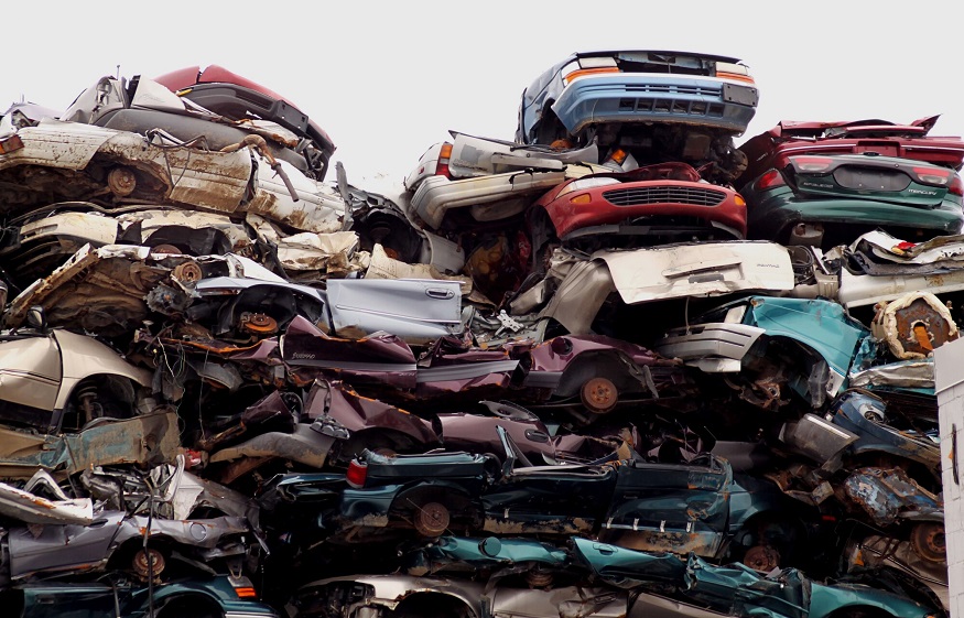 The Inside Scoop on How Auto Junk Yards Work